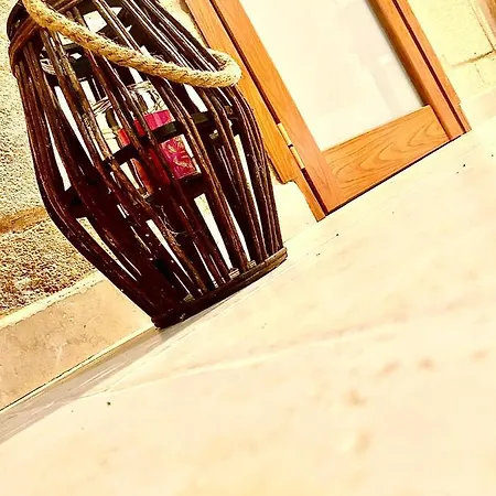 Dimora Pietra Antica Tatil Evi *