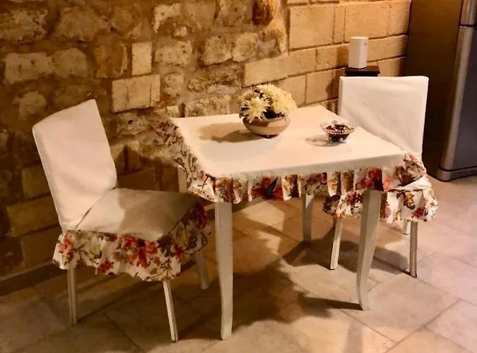 Dimora Pietra Antica * Bari