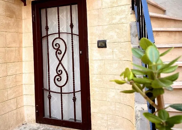 בית נופש Dimora Pietra Antica *